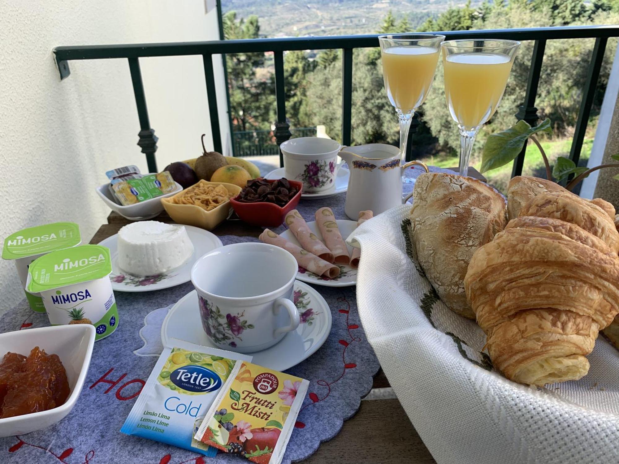 לינה וארוחת בוקר קוימברה Charming Cozy Retreat - Terrace & Private Balcony מראה חיצוני תמונה